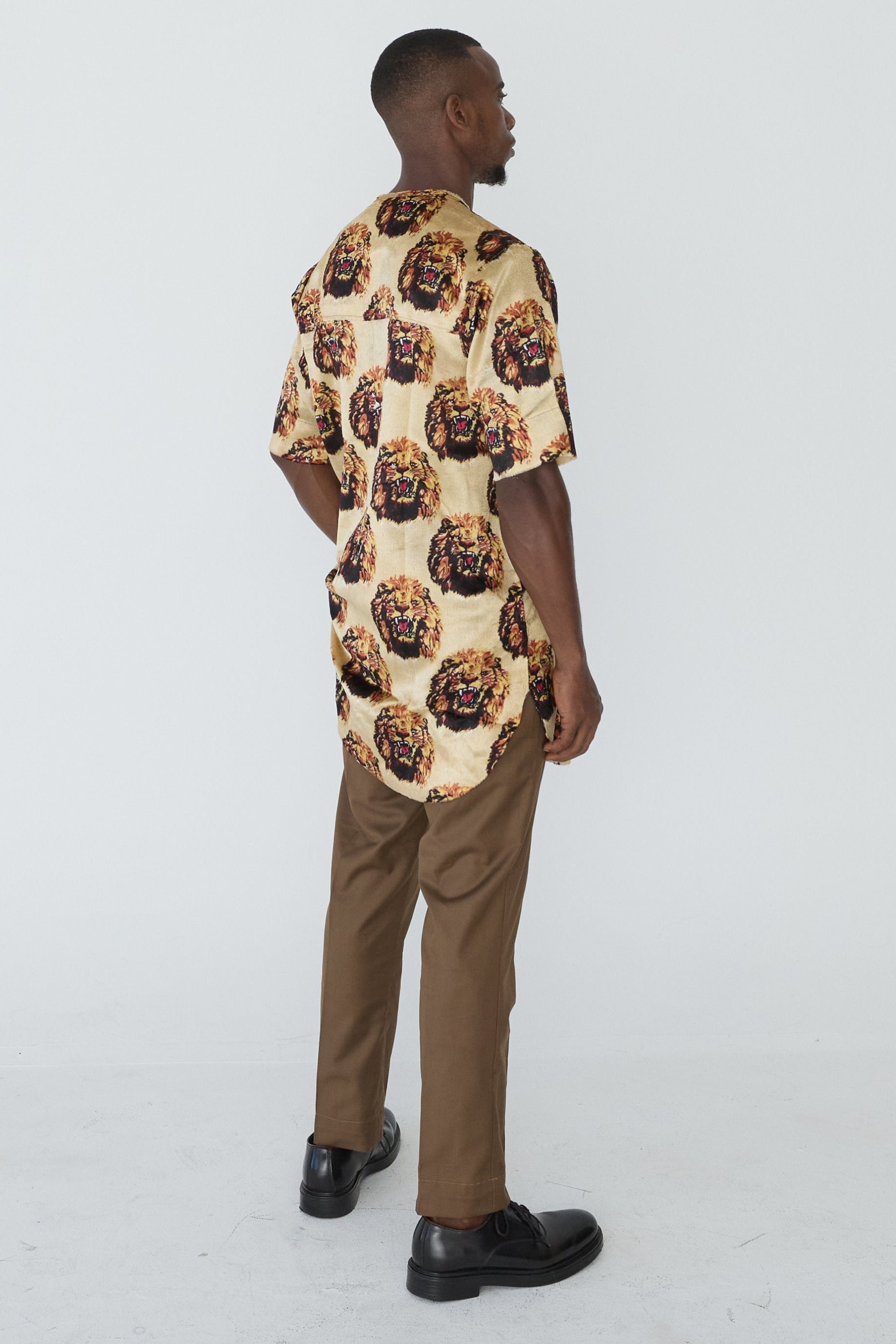 Short Sleeve Lion Head Top