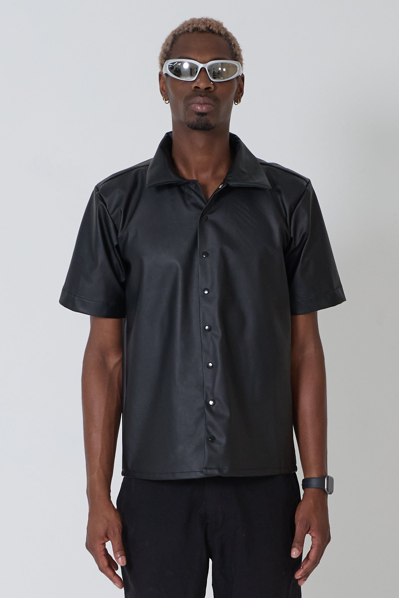 Men's Short Sleeve Button-Down Shirt